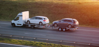 Abschlepptransport von beschädigten Autos – Motorschaden Ankauf Borken holt dein Auto kostenlos mit Abschleppwagen ab